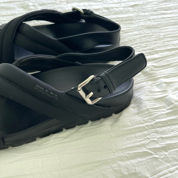 Prada CALZATURE DONNA padded crossover strap flat sandals | black | size EU 39.5 - Picture 3 of 11